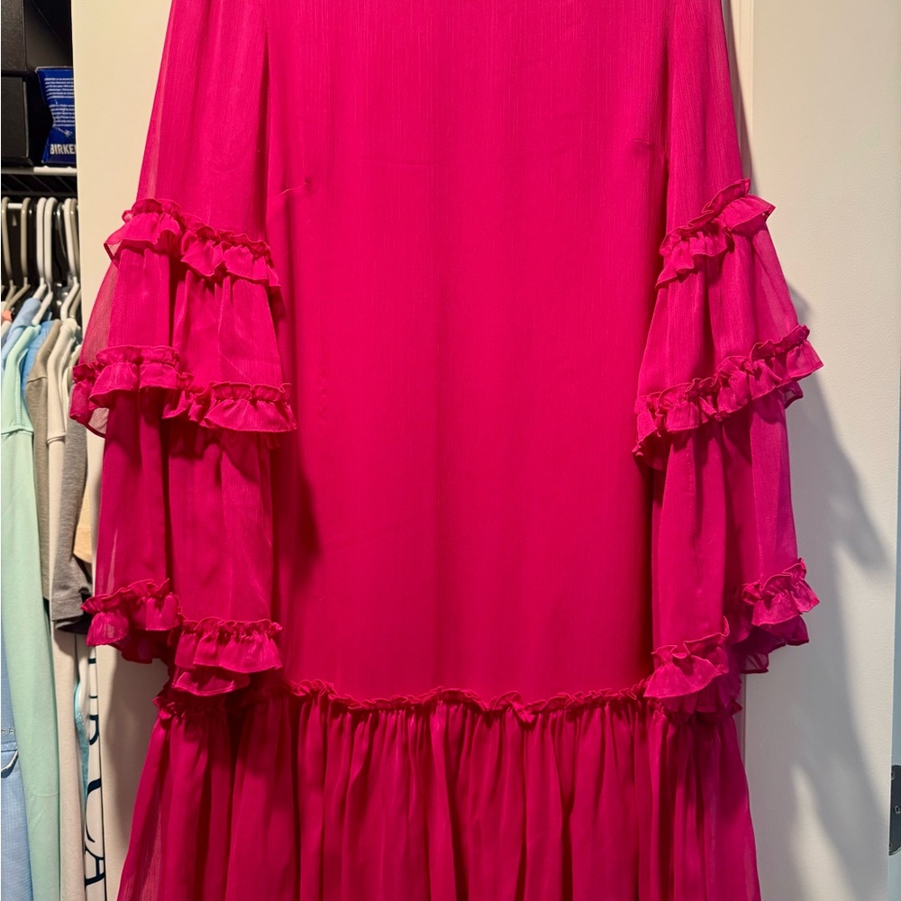 Beautiful flowy CeCe Fuchsia Dress